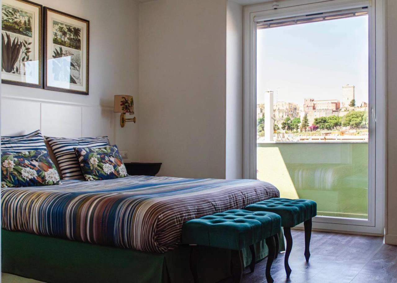 Eleventh Floor Suites Каляри Екстериор снимка